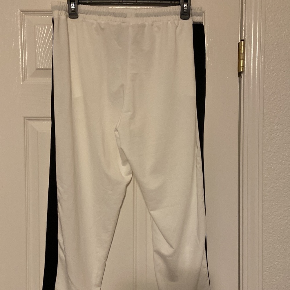 Lularoe Jax joggers.  Size 2XL.  NWT - Picture 3 of 5
